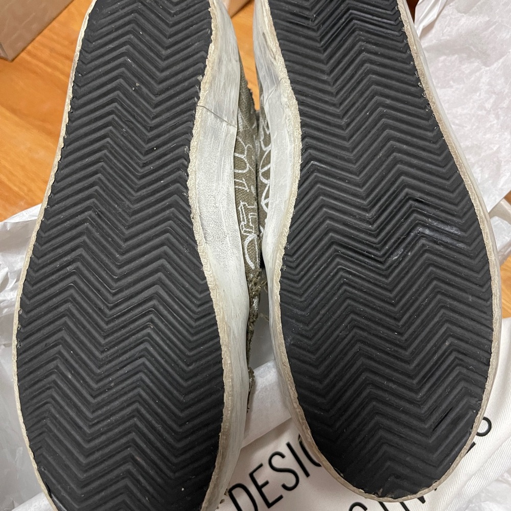 Golden Goose Khaki Sneakers with White Star - Picture 2 of 16